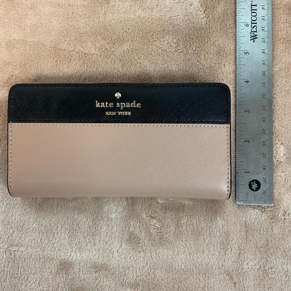 NWT Kate Spade Large Slim Bifold Wallet. Tan and Black with Gold Accents. - Picture 10 of 10